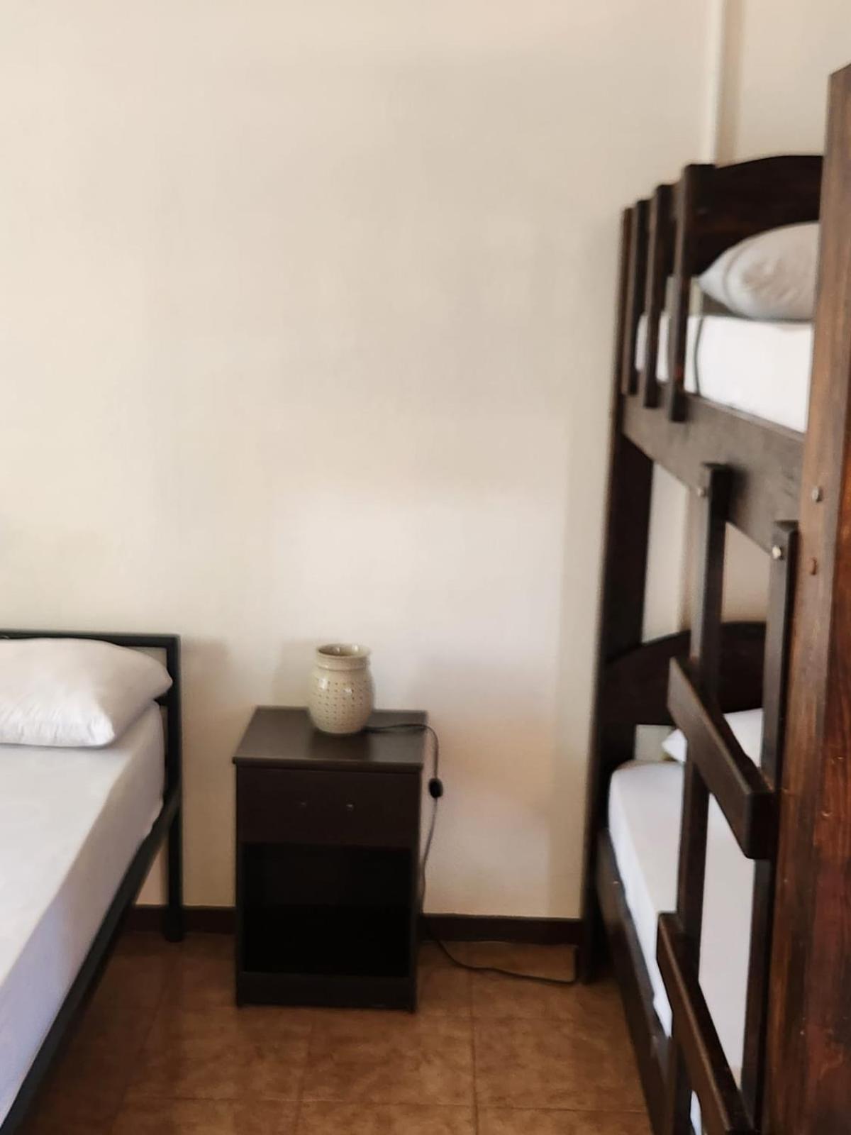 Bed and Breakfast Cabinas Playa Bandera Parrita Exterior foto